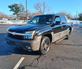 2004 CHEVY AVALANCHE Z71 4X4 BLACK 5.3 LITER V-8