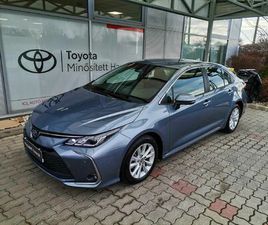 SEDAN 1.8 HYBRID COMFORT TECH E-CVT MO-I. ELEKTRONIKUS SZERVIZTÖRTÉNET. 2 ÉV TOYOTA HASZNÁLTAUTÓ GARANCIA. ÁFÁ-S