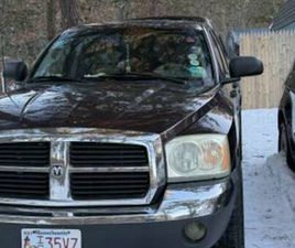 DODGE DAKOTA 2005 DODGE DAKOTA QUAD CAB SLT RUNS LOW MILES INSPECTED