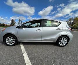 2013 TOYOTA PRIUS C LOW MILES!!!!CLEAN