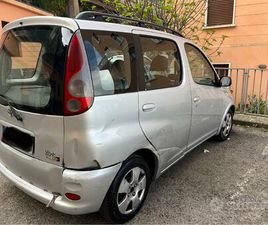 YARIS VERSO 2000