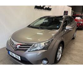 TOYOTA AVENSIS 1.8 KOMBI AUTOMAT PANORAMA