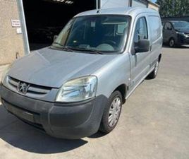 ② CARGO LÉGER PEUGEOT PARTNER — CAMIONNETTES & UTILITAIRES — 2EMEMAIN