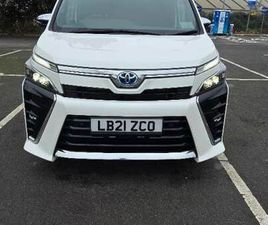TOYOTA, NOAH VOXY HYBRID ZWR80 AU, 2021, 1797 (CC)