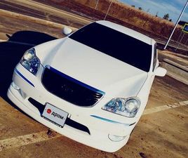 TOYOTA CROWN MAJESTA