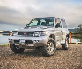 VINTAGE & CLASSIC CARS