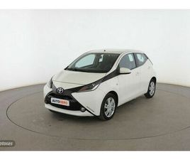 TOYOTA AYGO 1.0 X-PLAY