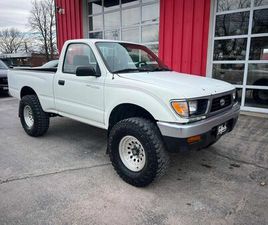 TOYOTA TACOMA