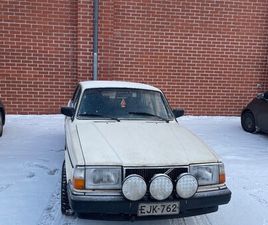 VOLVO 240