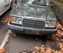 MERCEDES 220E 1993