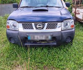 NISSAN NP300