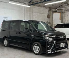 2017 TOYOTA VOXY HYBRID X