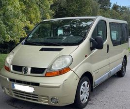 RENAULT TRAFIC PASSENGER 8 PLACES