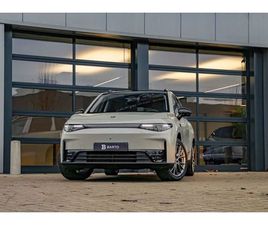 LEAPMOTOR C10 REEV | DESIGN | 215 PK | 360° | NAVI | ZETELVERW. & VENT. | PANO | DODEHOEKDET. | ...