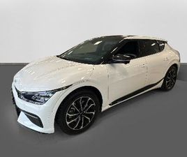 GT LINE AWD VEGAN PANORAMATAKLUCKA MOMSAD