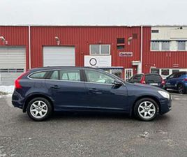 VOLVO V60 T4 POWERSHIFT MOMENTUM