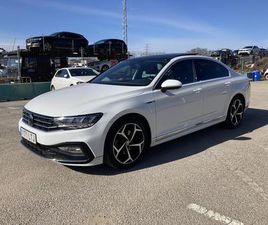 VOLKSWAGEN PASSAT VOLKSWAGEN PASSAT R-LINE 1.5 TSI DSG *TECHO*