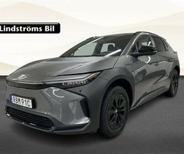 TOYOTA BZ4X FWD STYLE EDITION V-HJUL MOMS