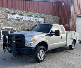 FORD CARGO 2012 FORD F-250 SD XL SUPERCAB 4X4 8FT UTILITY TRUCK /WITH CARGO COVER