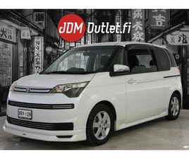 TOYOTA SPADE 1.5 / ERITTÔIN NÔPPÔRÔ JA KÔYTÔNNÖLLINEN 'BOKSI'-TOYOTA / SIVULIUKUOVI /