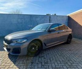 BMW 5-SERIE 530E 292PK AUT 2022 GRIJS — BMW — MARKTPLAATS