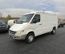 DODGE SPRINTER 2006 DODGE SPRINTER 2500 CARGO VAN, LADDER RACK, SHELVING, LOW KM!