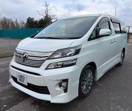 TOYOTA VELLFIRE