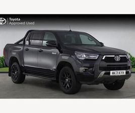 TOYOTA HILUX DOUBLE CABINE 2.8 D-4D INVINCIBLE X AUTO 4WD EURO 6 (START/STOP) 4DR