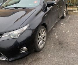 TOYOTA AURIS TOURING SPORT