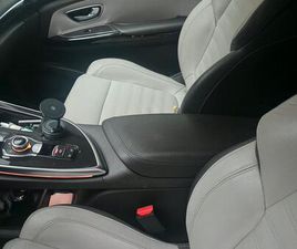 RENAULT ESPACE RENAULT ESPACE V INITIALE PARIS