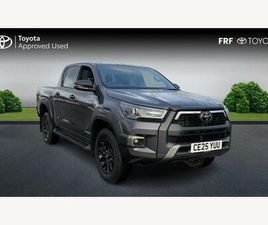 TOYOTA HILUX DOUBLE CABINE 2.8 D-4D-H INVINCIBLE X AUTO 4WD EURO 6 4DR