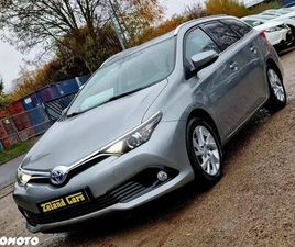 TOYOTA AURIS HYBRID 135 COMFORT