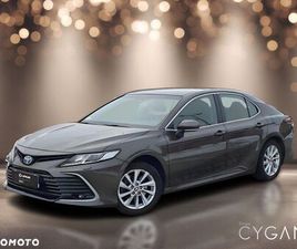 TOYOTA CAMRY 2.5 HYBRID COMFORT CVT