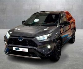 TOYOTA - RAV4 2.5L 220H STYLE