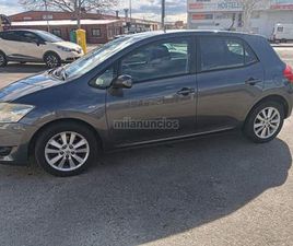 TOYOTA - AURIS 2.0 D4D SOL