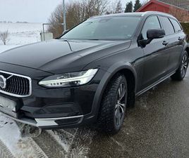 VOLVO V90 CROSS COUNTRY B4 MOMENTUM 2022