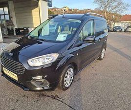 FORD TOURNEO COURIER 1,0 ECOBOOST TITANIUM + WINTER ...