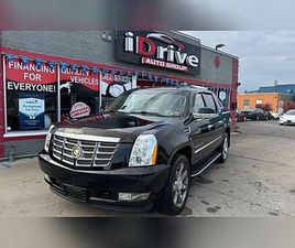 2012 CADILLAC ESCALADE EXT LUXURY AWD 4DR PICKUP