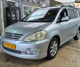 TOYOTA AVENSIS VERSO 2.0 D4-D LINEA SOL *GRIJS KENTEKEN*