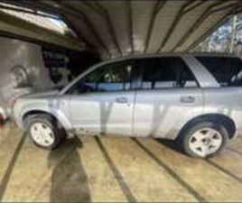 2004 SATURN VUE