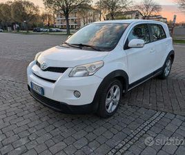 TOYOTA URBAN CRUISER