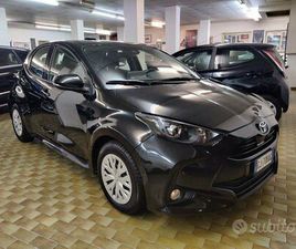 TOYOTA YARIS TOYOTA YARIS 1.5 HYBRID 5 PORTE BUSINESS