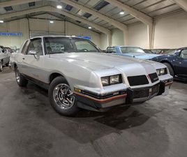 PONTIAC GRAND PRIX PONTIAC GRAND-PRIX AERO COUPE 2+2