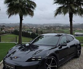 PORSCHE TAYCAN CROSS TURISMO 4