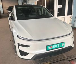 TESLA MODEL Y PERFORMANCE TESLA Y JUNIPER PERFORMANCE AWD