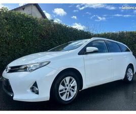TOYOTA AURIS TOURING SPORTS 1.8 HYBRIDE 136CH DYNAMIC