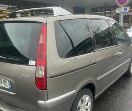 CITROEN C8 VENDRE C8 TRÈS BON ÉTAT ET KILOMÉTRAGE FAIBLE