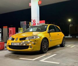 RENAULT MÉGANE 2 RS F1 TEAM R26