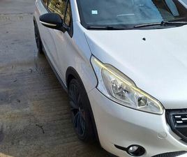 PEUGEOT 208 GTI 30TH