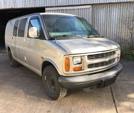 CHEVROLET EXPRESS 6,5 DIESEL V8 2500 CARGO VAN